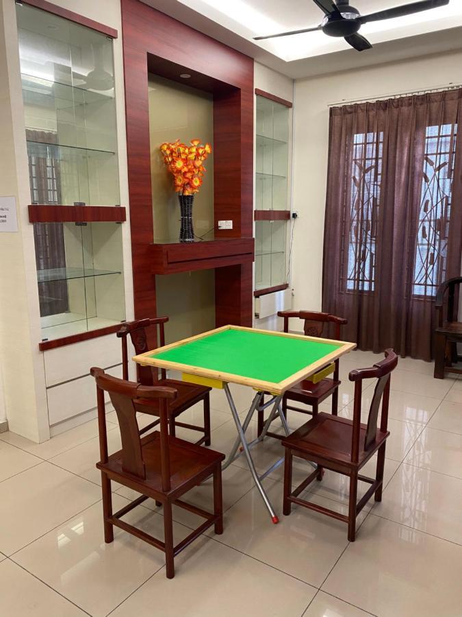 Villa Near Spice Arena 4Br 24Pax With Ktv Pool Table And Kids Swimming Pool Bayan Lepas Exterior foto